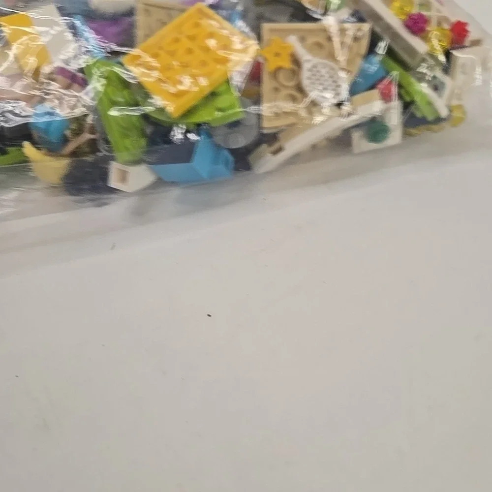 Lot of‎ Mixed Lego Friends plus more Pastel colors With Figures 1 Pound 11 Oz